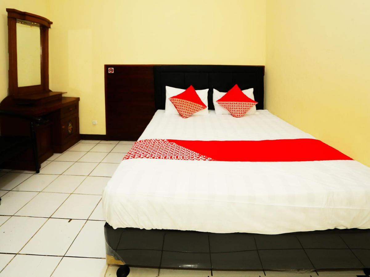 Oyo 93136 Hotel Santo Djaya 2 Bogor Luaran gambar