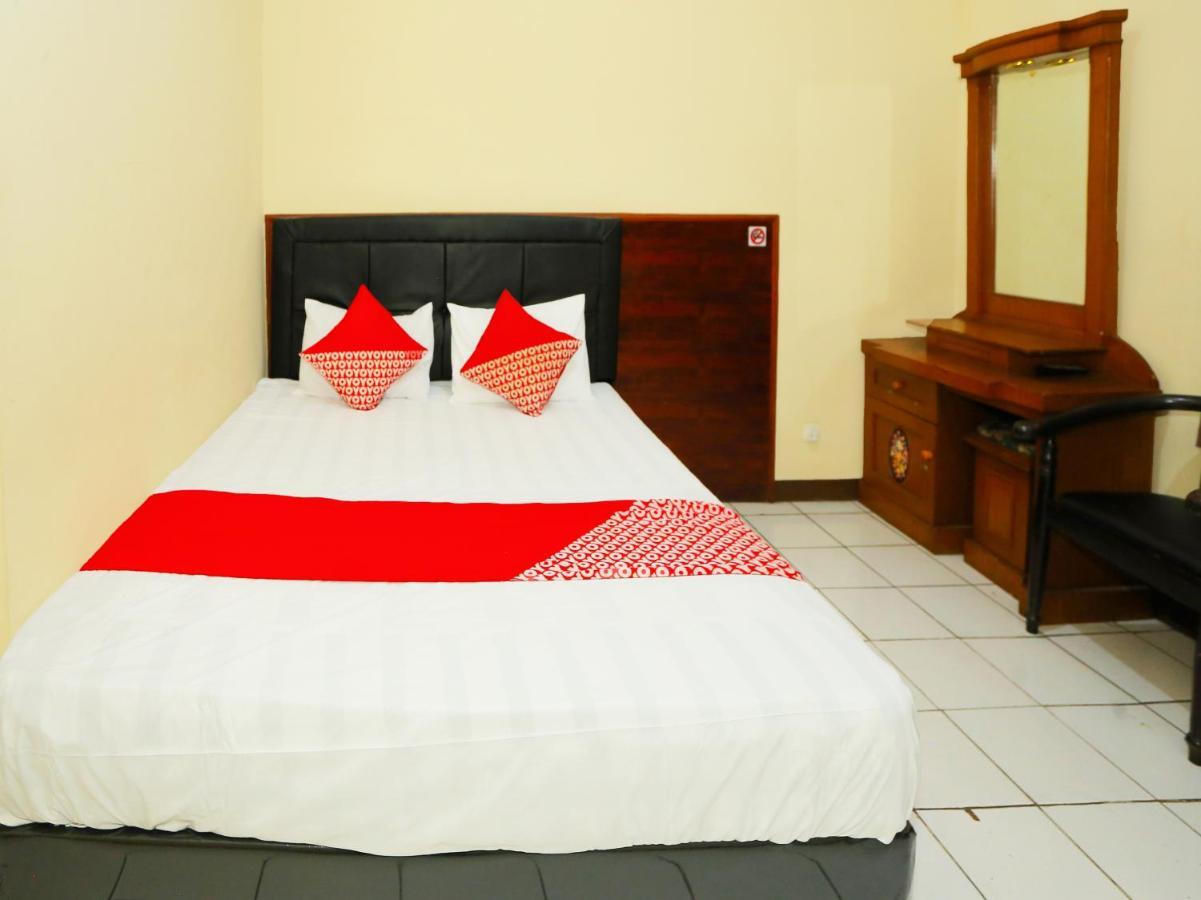 Oyo 93136 Hotel Santo Djaya 2 Bogor Luaran gambar