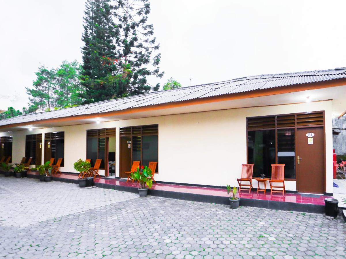 Oyo 93136 Hotel Santo Djaya 2 Bogor Luaran gambar