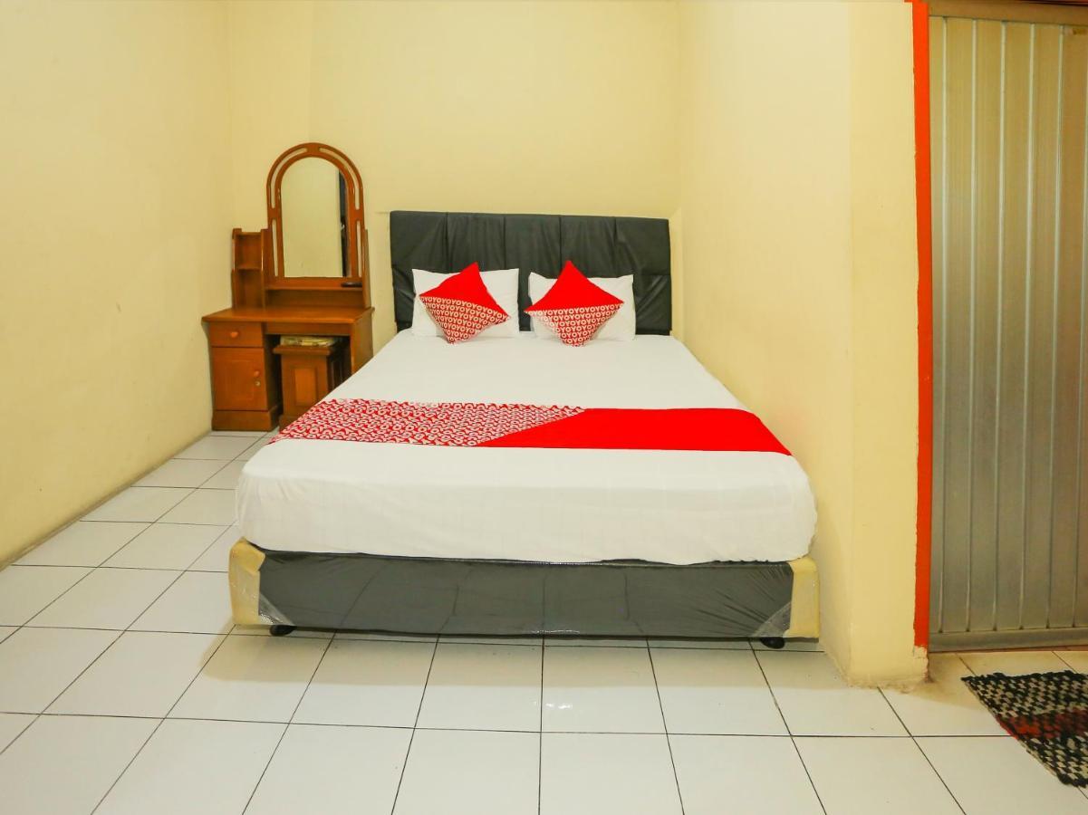 Oyo 93136 Hotel Santo Djaya 2 Bogor Luaran gambar