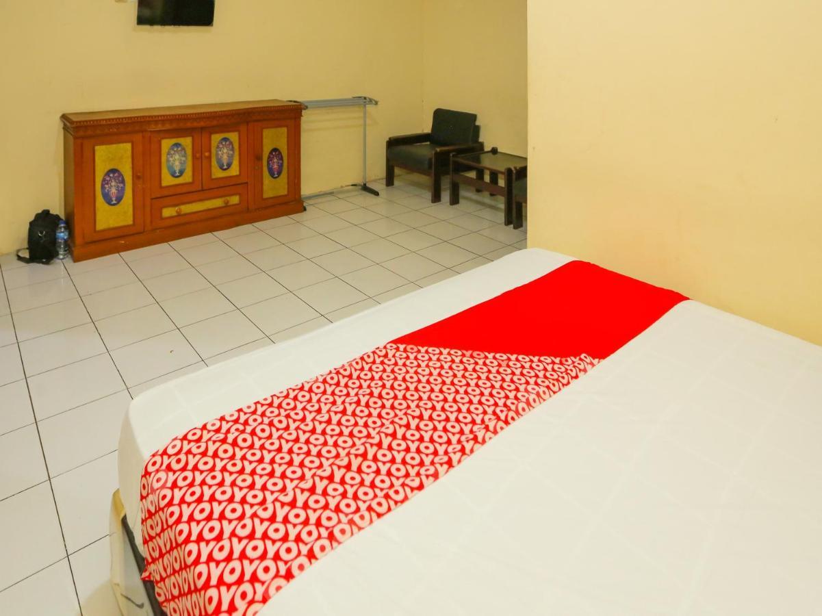 Oyo 93136 Hotel Santo Djaya 2 Bogor Luaran gambar